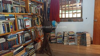 Casa de 3 alcobas en venta en Santa Elena, Medellín, 1166 m² · foto 7 de 20