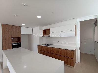 Apartamento en arriendo en Santa Maria De Los Angeles, Medellín · foto 5 de 20