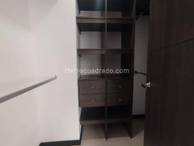Apartamento de 3 alcobas en arriendo en Altos Del Poblado, Medellín, 87 m² · foto 10 de 16