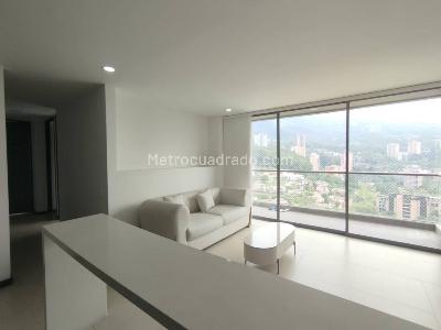 Apartamento de 3 alcobas en arriendo en Altos Del Poblado, Medellín, 87 m² · foto 4 de 16