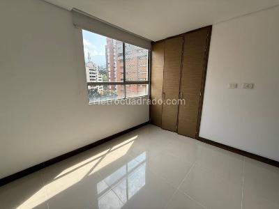 Apartamento de 4 alcobas en arriendo en El Poblado, Medellín, 145 m² · foto 18 de 20