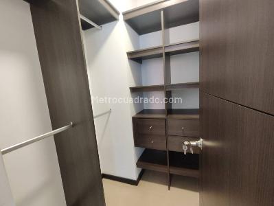 Apartamento en arriendo en Altos Del Poblado, Medellín · foto 11 de 12