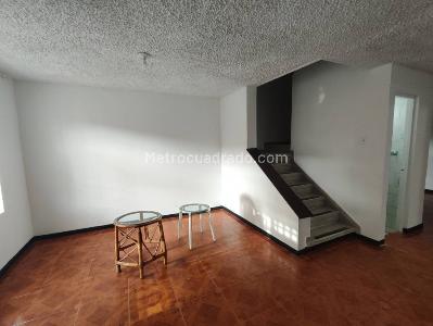 Casa de 5 alcobas en arriendo en Malibu, Medellín, 200 m² · foto 14 de 20