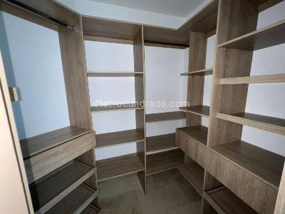 Apartamento de 3 alcobas en arriendo en Conquistadores, Medellín, 135 m² · foto 9 de 18