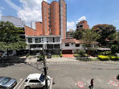 Apartamento de 3 alcobas en arriendo en Conquistadores, Medellín, 135 m² · foto 18 de 18