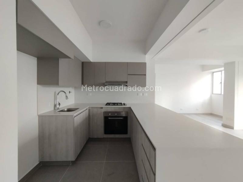 Apartamento Moderno de 2 Alcobas con Excelente Luz en Ciudad del Río - 2