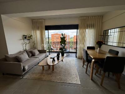 Apartamento de 3 alcobas en venta en Barro Blanco, Rionegro, 75 m² · foto 2 de 20