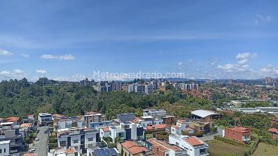 Apartamento de 3 alcobas en venta en Barro Blanco, Rionegro, 75 m² · foto 3 de 20