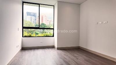 Apartamento de 2 alcobas en venta en El Tesoro, Medellín, 87 m² · foto 10 de 12