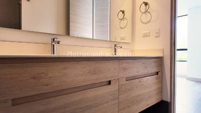 Apartamento de 2 alcobas en venta en El Tesoro, Medellín, 87 m² · foto 12 de 12