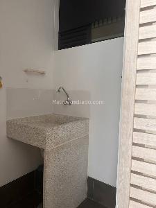 Apartaestudio en venta en El Tesoro, Medellín, 67 m² · foto 5 de 5