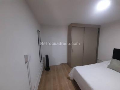 Casa de 5 alcobas en arriendo en Malibu, Medellín, 300 m² · foto 3 de 20