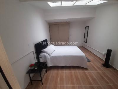 Casa de 5 alcobas en arriendo en Malibu, Medellín, 300 m² · foto 5 de 20
