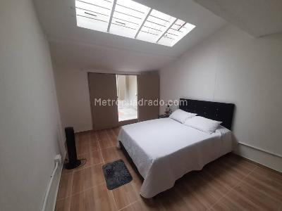 Casa de 5 alcobas en arriendo en Malibu, Medellín, 300 m² · foto 6 de 20