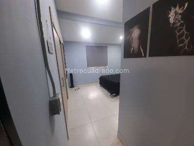 Casa de 5 alcobas en arriendo en Malibu, Medellín, 300 m² · foto 12 de 20