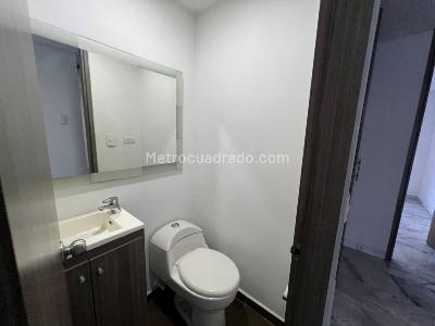 Apartamento de 3 alcobas en arriendo en Conquistadores, Medellín, 120 m² · foto 6 de 15