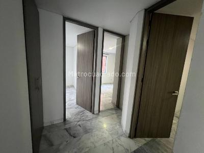 Apartamento de 3 alcobas en arriendo en Conquistadores, Medellín, 120 m² · foto 7 de 15