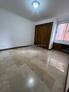 Apartamento de 3 alcobas en venta en Laureles, Medellín, 140 m² · foto 13 de 18