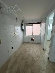 Apartamento de 3 alcobas en venta en Laureles, Medellín, 140 m² · foto 15 de 18