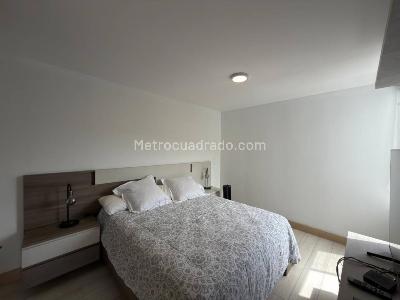 Apartamento de 2 alcobas en arriendo en Loma Del Indio, Medellín, 87 m² · foto 9 de 16