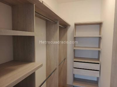Apartamento de 2 alcobas en arriendo en Ciudad Del Rio, Medellín, 64 m² · foto 7 de 13