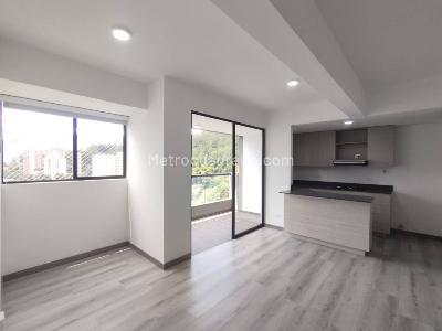Apartamento de 2 alcobas en arriendo en Las Palmas, Medellín, 65 m² · foto 11 de 16