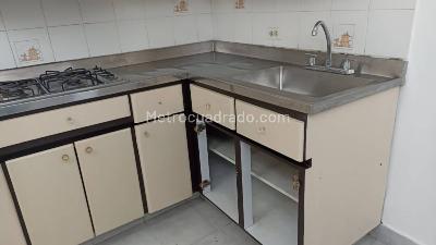 Apartamento en venta en Laureles, Medellín · foto 8 de 20