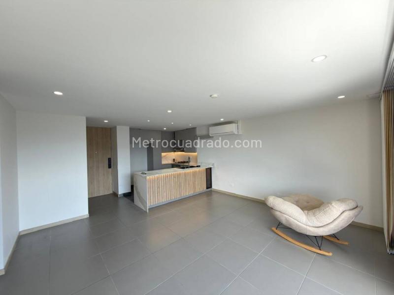 3BR Apartment in Loma Del Escobero (100 m²)