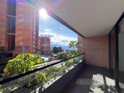Apartaestudio en arriendo en El Tesoro, Medellín, 57 m² · foto 12 de 12