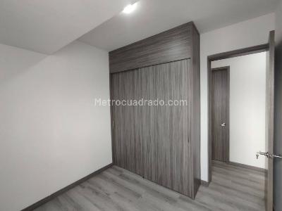 Apartamento de 3 alcobas en venta en Las Palmas, Medellín, 77 m² · foto 15 de 20