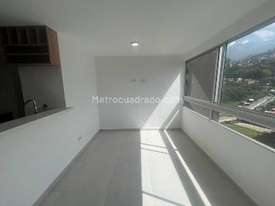 Apartamento de 3 alcobas en venta en San Gabriel, Bello, 48 m² · foto 5 de 16