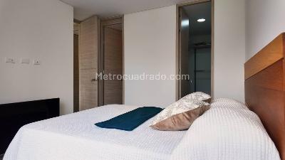 Apartaestudio en arriendo en El Poblado, Medellín, 67 m² · foto 10 de 15