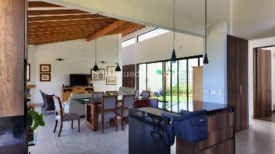 Casa de 3 alcobas en venta en Sajonia, Rionegro, 318 m² · foto 6 de 20
