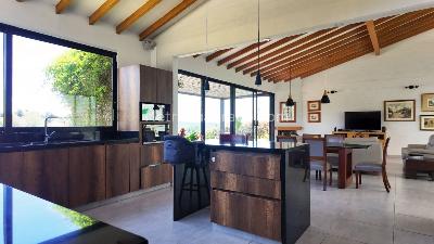 Casa de 3 alcobas en venta en Sajonia, Rionegro, 318 m² · foto 11 de 20