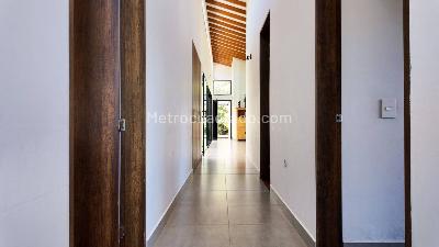 Casa de 3 alcobas en venta en Sajonia, Rionegro, 318 m² · foto 13 de 20