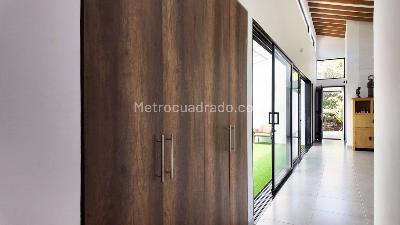 Casa de 3 alcobas en venta en Sajonia, Rionegro, 318 m² · foto 14 de 20