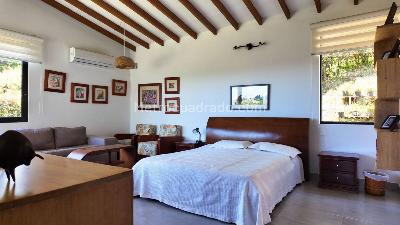 Casa de 3 alcobas en venta en Sajonia, Rionegro, 318 m² · foto 16 de 20
