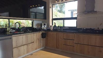 Casa de 3 alcobas en venta en Sajonia, Rionegro, 371 m² · foto 12 de 20