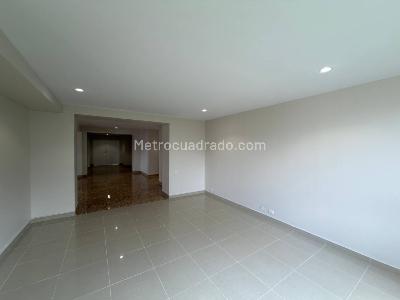 Apartamento de 4 alcobas en venta en Los Balsos, Medellín, 380 m² · foto 10 de 20