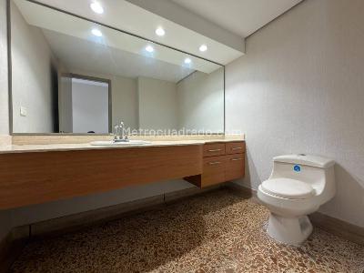 Apartamento de 4 alcobas en venta en Los Balsos, Medellín, 380 m² · foto 12 de 20