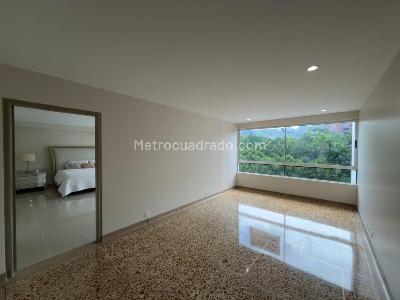 Apartamento de 4 alcobas en venta en Los Balsos, Medellín, 380 m² · foto 13 de 20