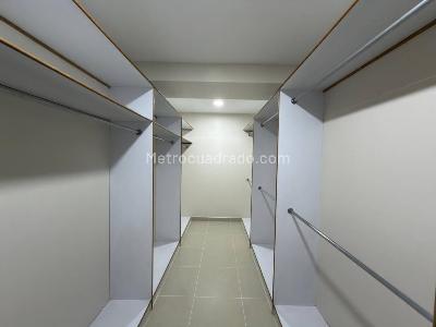 Apartamento de 4 alcobas en venta en Los Balsos, Medellín, 380 m² · foto 18 de 20
