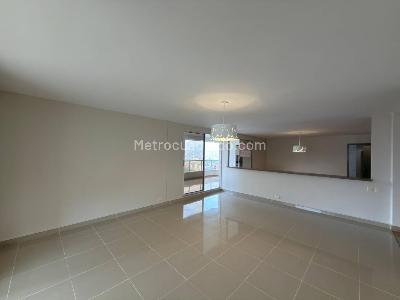Apartamento de 4 alcobas en venta en Los Balsos, Medellín, 380 m² · foto 9 de 20