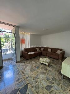 Apartamento de 5 alcobas en arriendo en Estadio, Medellín, 195 m² · foto 2 de 20