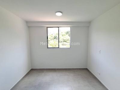 Apartamento de 3 alcobas en venta en Santa Ana, Bello, 63 m² · foto 9 de 20