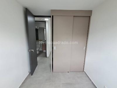 Apartamento de 3 alcobas en venta en Santa Ana, Bello, 63 m² · foto 12 de 20