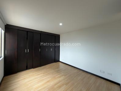 Apartamento en arriendo en El Tesoro, Medellín · foto 12 de 14