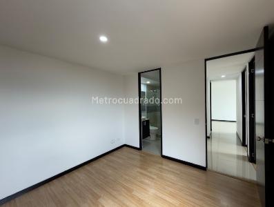Apartamento en arriendo en El Tesoro, Medellín · foto 13 de 14