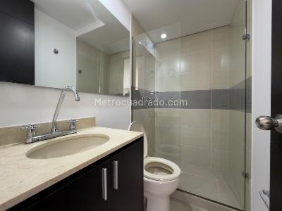 Apartamento en arriendo en El Tesoro, Medellín · foto 7 de 14