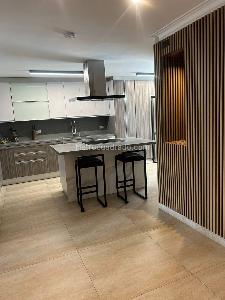 Apartamento en arriendo en Laureles, Medellín · foto 4 de 14